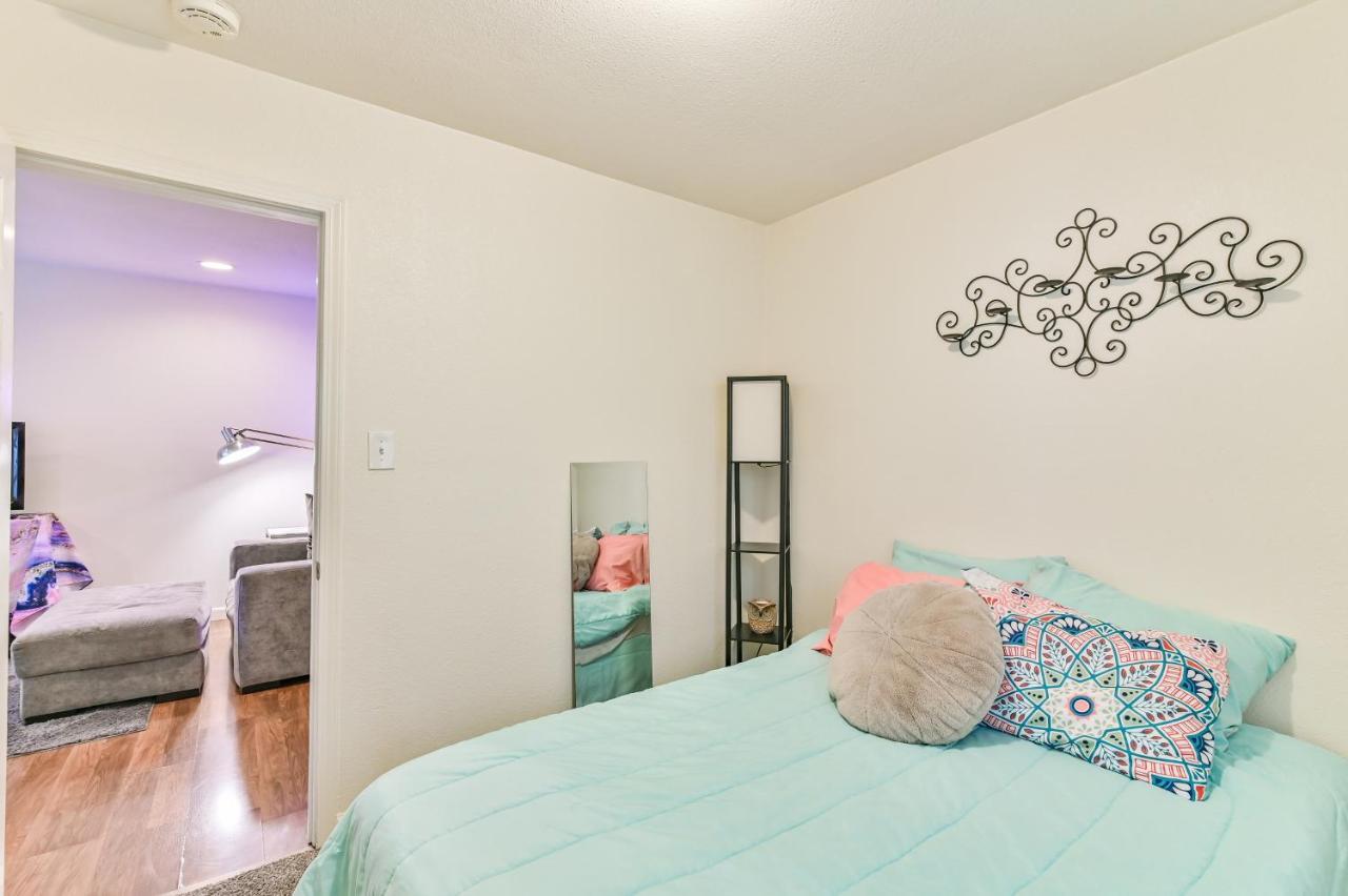 Ferienwohnung COZY 2 BDRM ENTIRE APT WITH AC Southend Tacoma Exterior foto