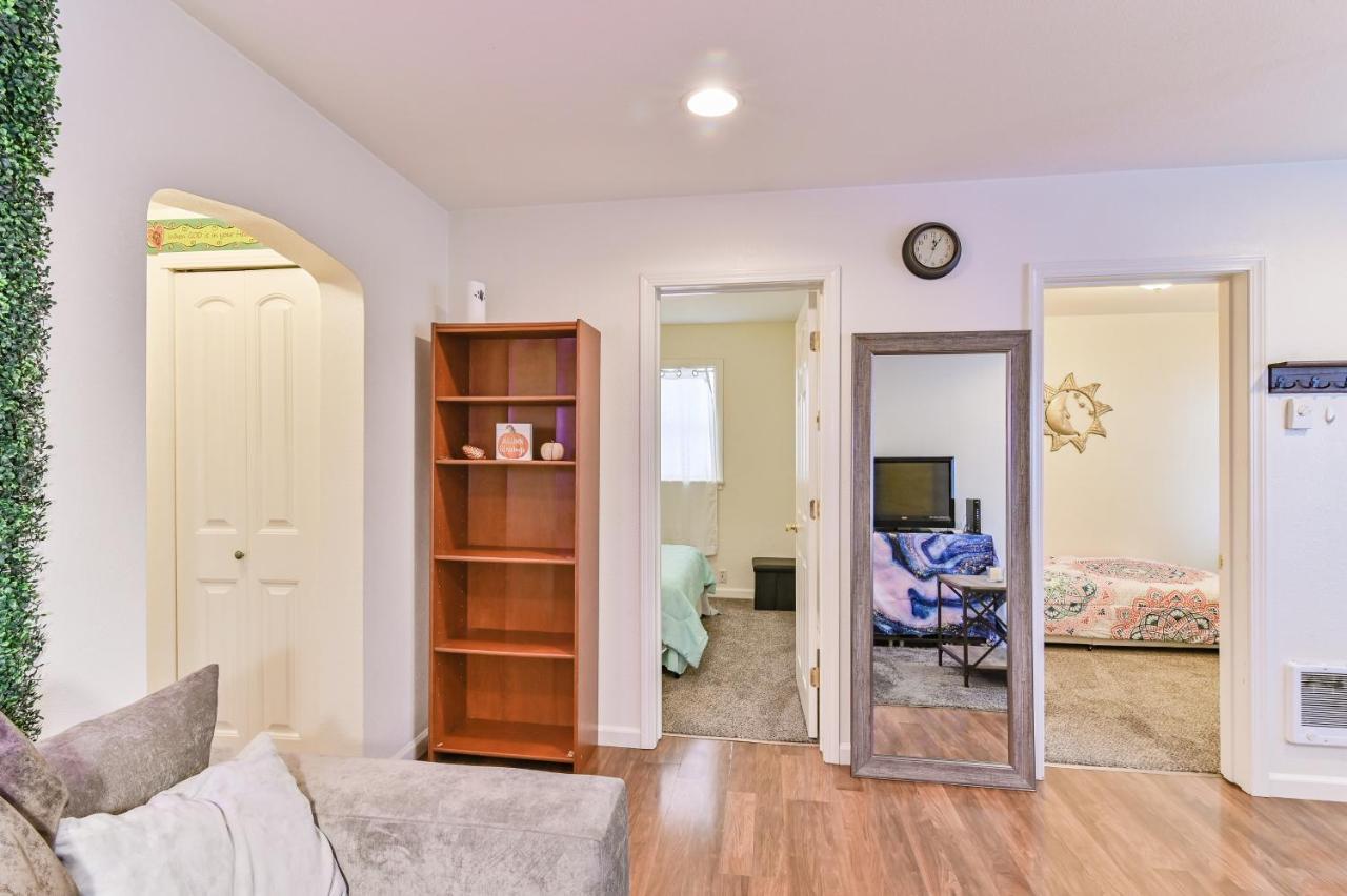 Ferienwohnung COZY 2 BDRM ENTIRE APT WITH AC Southend Tacoma Exterior foto